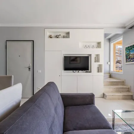 Serenity By The Sea Duplex Bougainville By Pikhost Lägenhet Sarandë