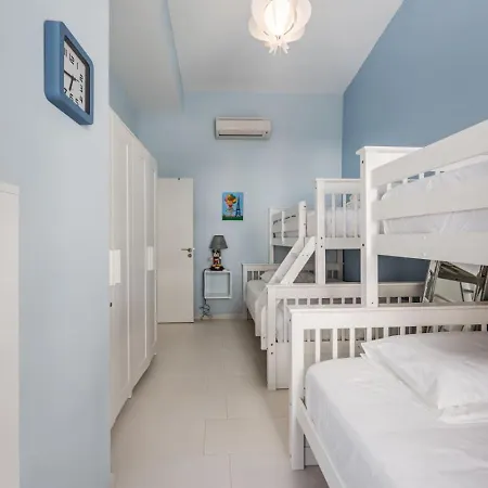 Serenity By The Sea Duplex Bougainville By Pikhost
